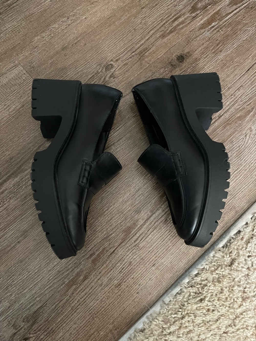 Universal Thread Platform Loafers - Picture 7 of 7